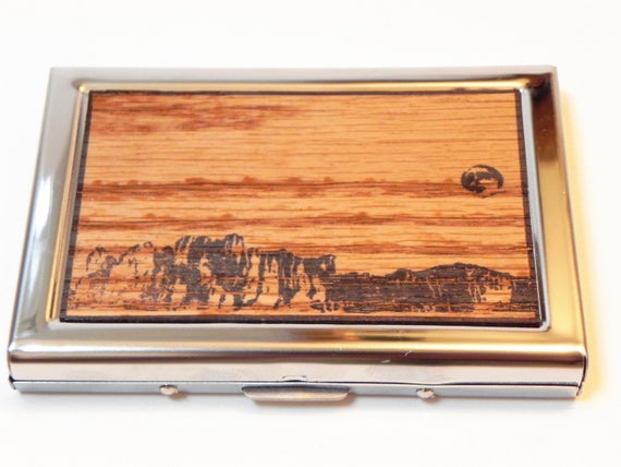 Holiday Gift Cigarette Case & Roller Machine : music notation